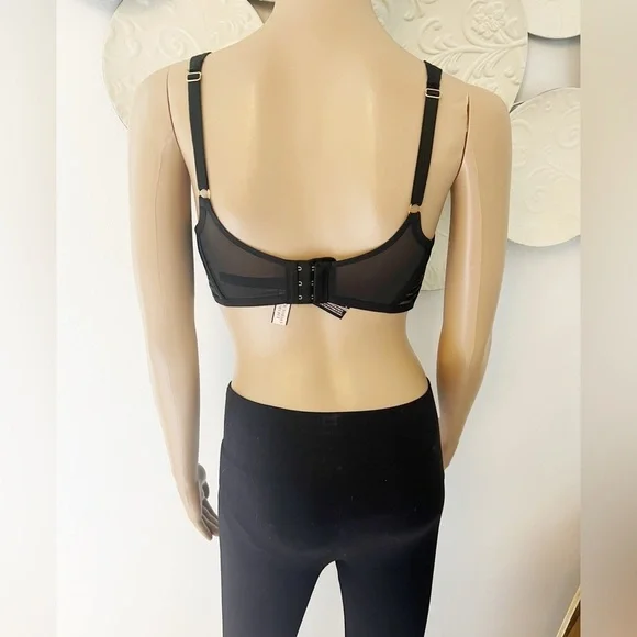 NWT Victoria’s Secret Sheer Bra 32DD - Picture 3 of 4
